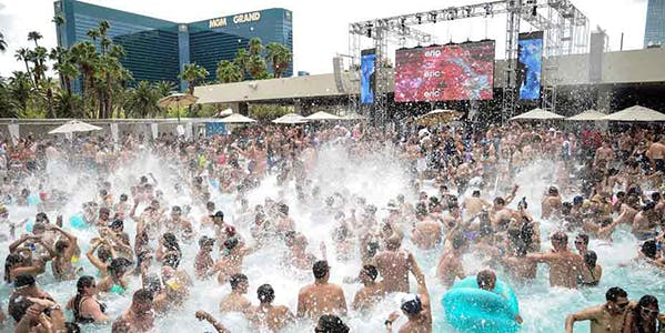 Las Vegas Pool Parties, Best Pools & Day Clubs