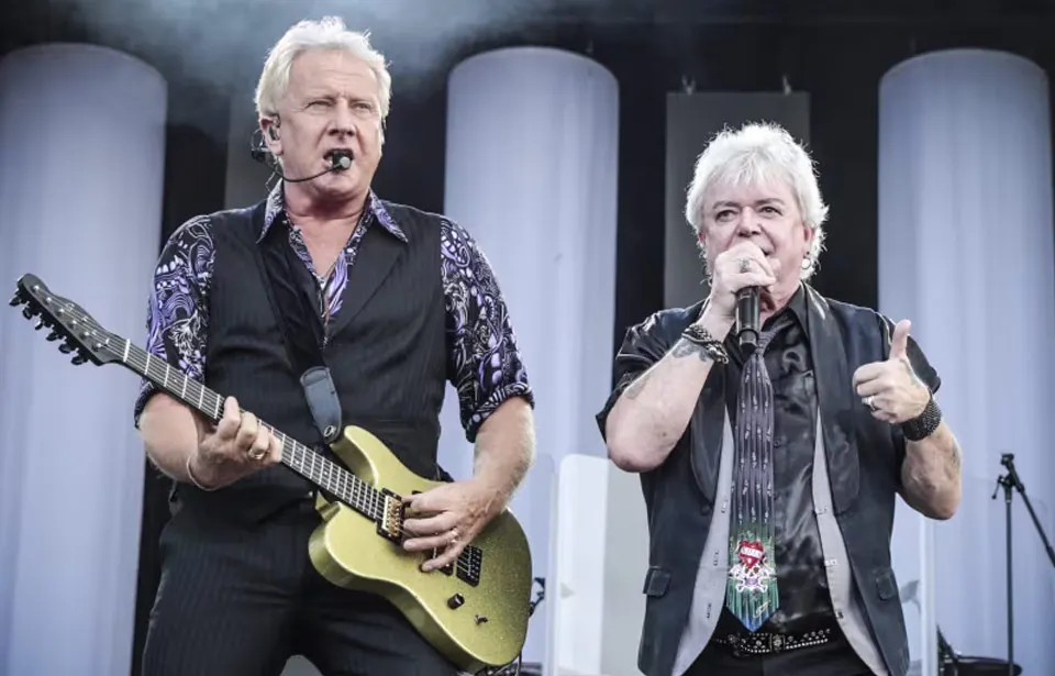 Air Supply