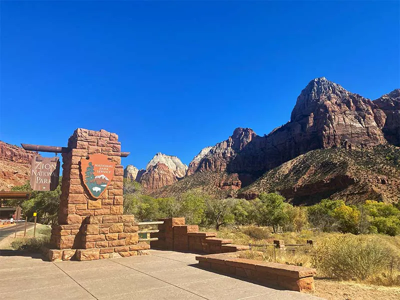 Bryce Canyon and Zion National Parks Day Tour