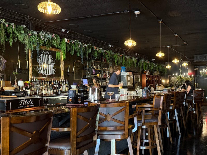 Arts District - Buzzy Brand Walking Tours