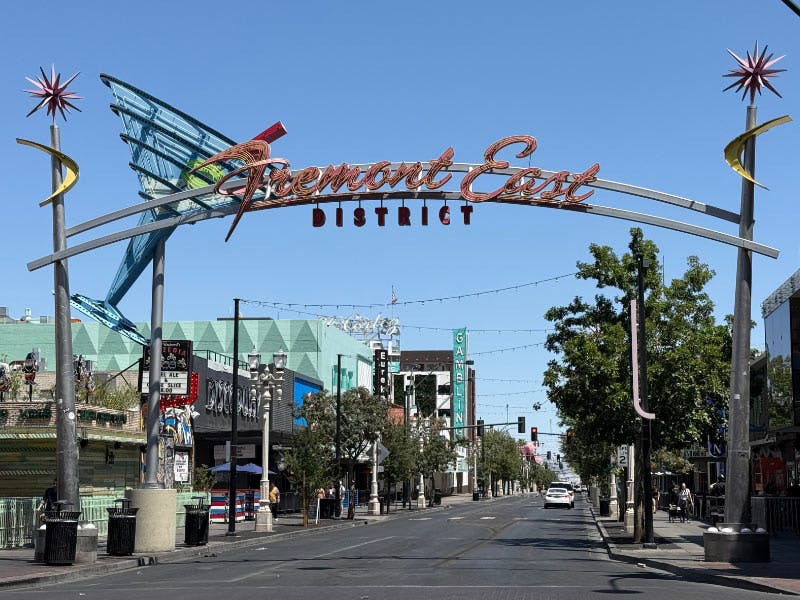 Downtown & Fremont Street - Buzzy Brand Walking Tours