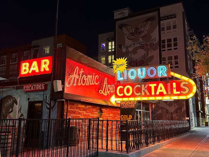 Downtown & Fremont Street - Buzzy Brand Walking Tours