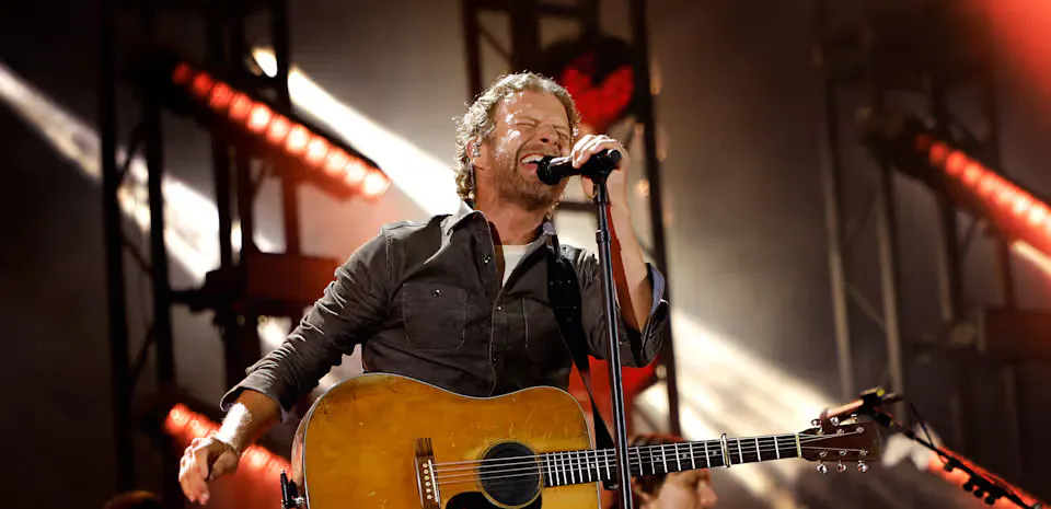 Imagem da fonte — Dierks Bentley