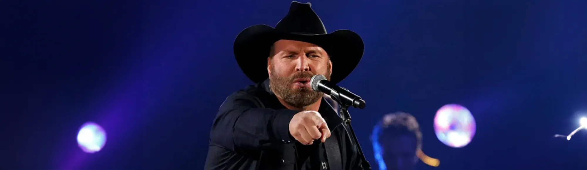 See Garth Brooks live in Las Vegas!