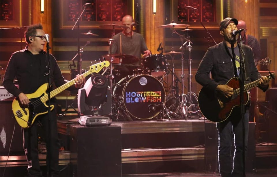 Hootie and The Blowfish performing in Las Vegas at Fontainebleau