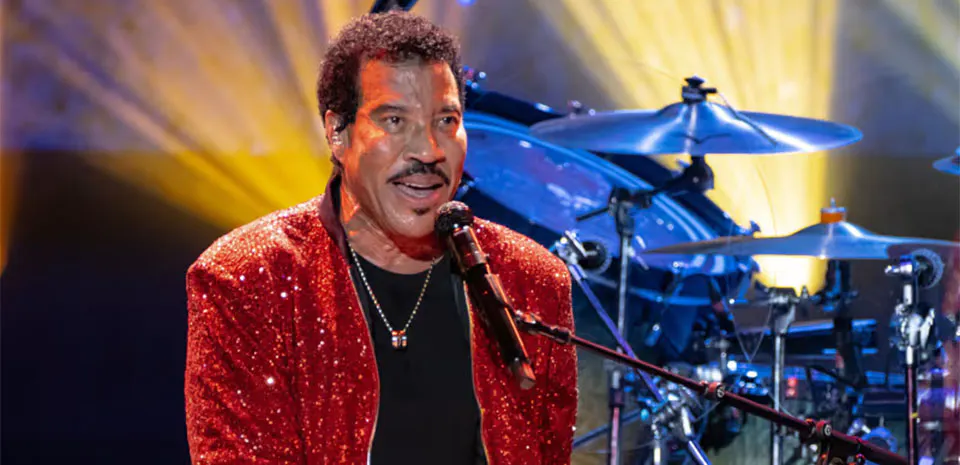 Lionel Richie Las Vegas Residency live at Encore Theater Wynn