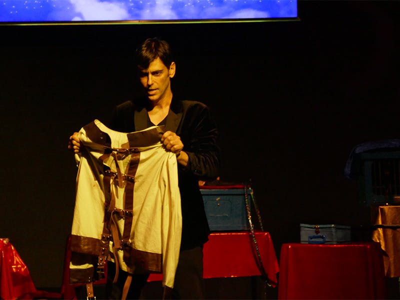 Lioz - Comedy Magic Parody