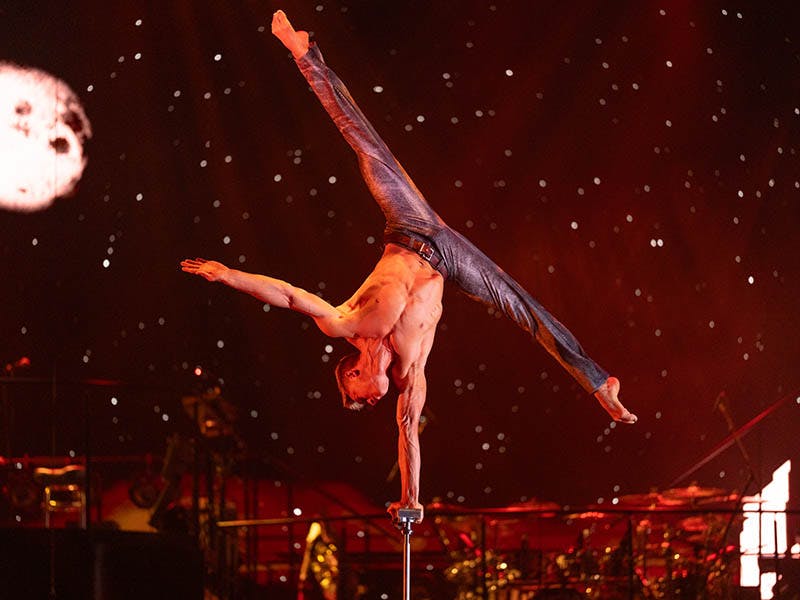 Mad Apple by Cirque du Soleil