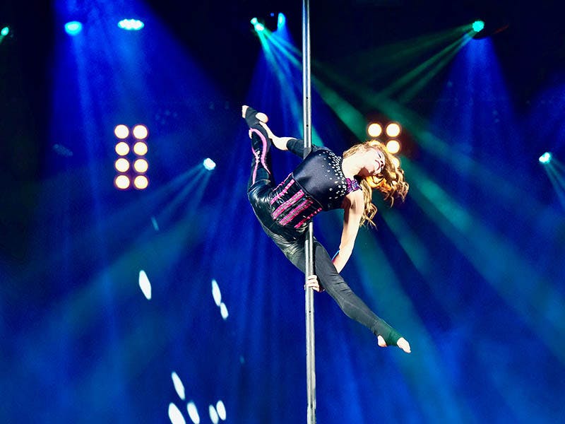 Mad Apple by Cirque du Soleil