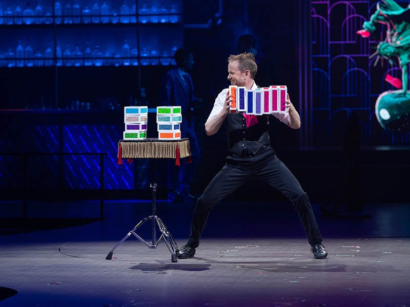 Mad Apple by Cirque du Soleil