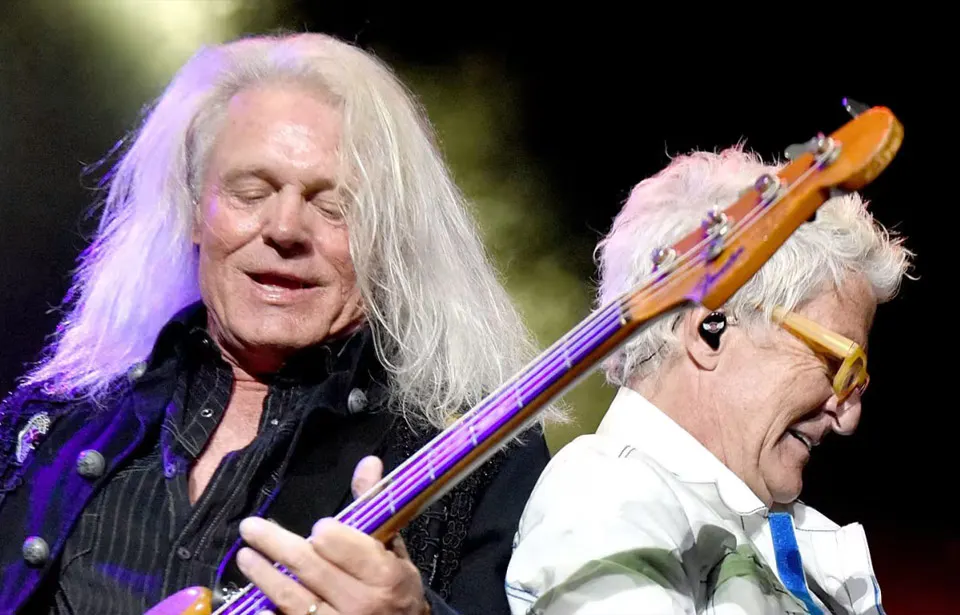 See REO Speedwagon live in their Las Vegas residency.