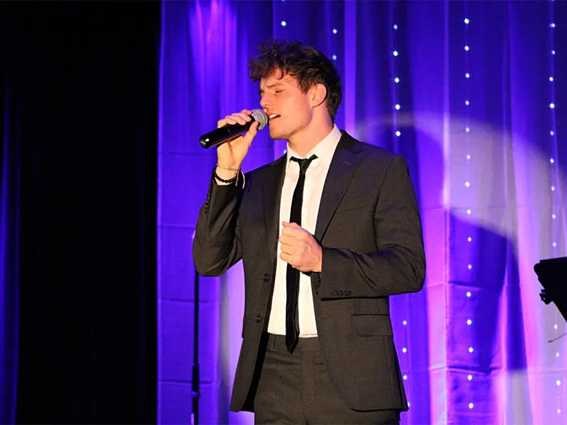 Tony Bennett & Friends