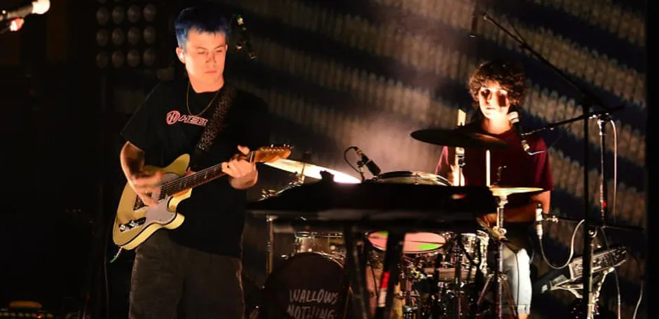 Wallows - Model Tour