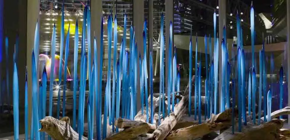 The Gallery Featuring Dale Chihuly