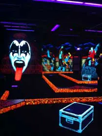 KISS: By Monster Mini Golf