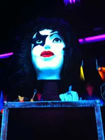 KISS: By Monster Mini Golf